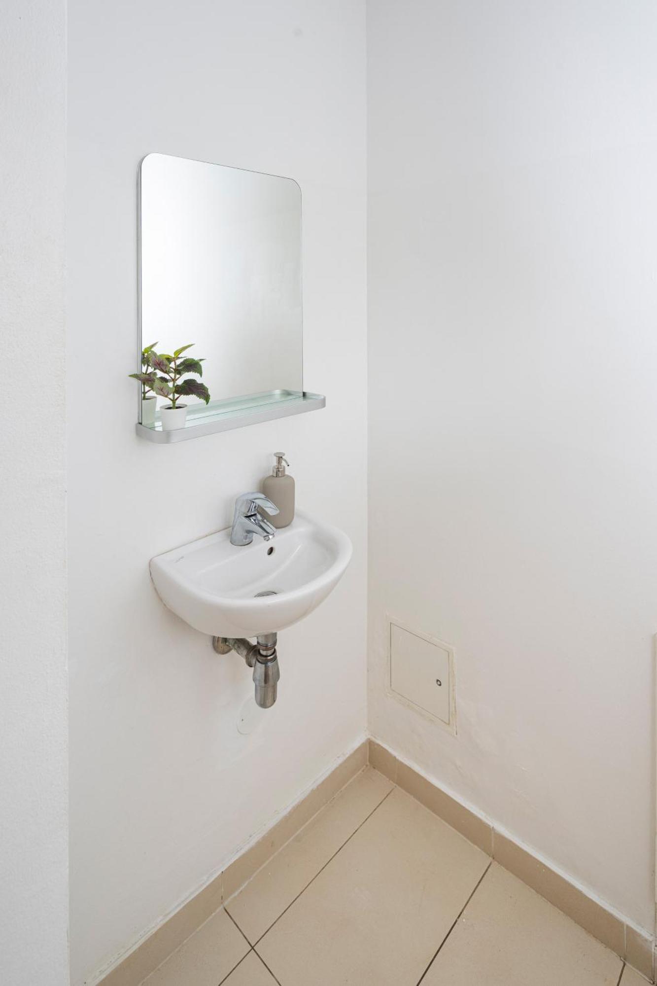 Gemuetliches, Ruhiges Apartment - 90M2 Mit Garten Und Terrasse Viyana Dış mekan fotoğraf
